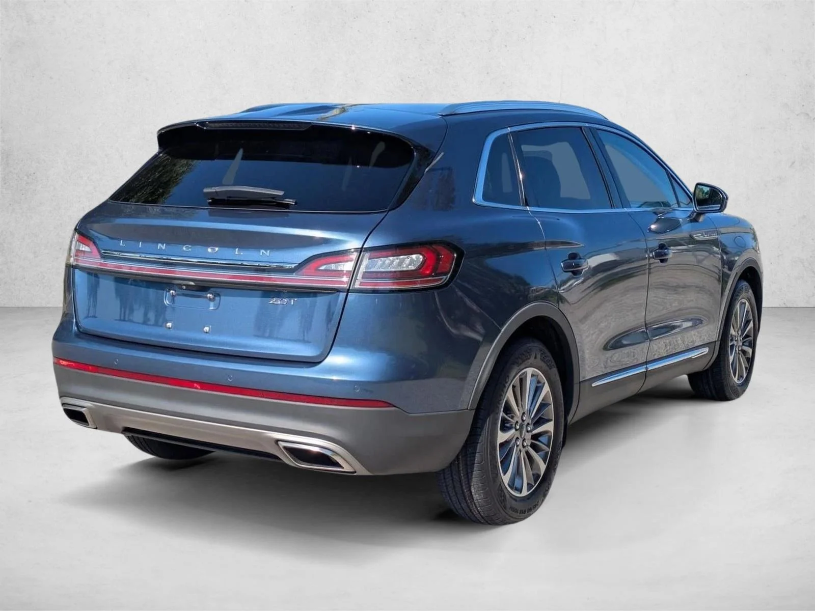 Used 2019 Blue Diamond Metallic Lincoln Select image 5