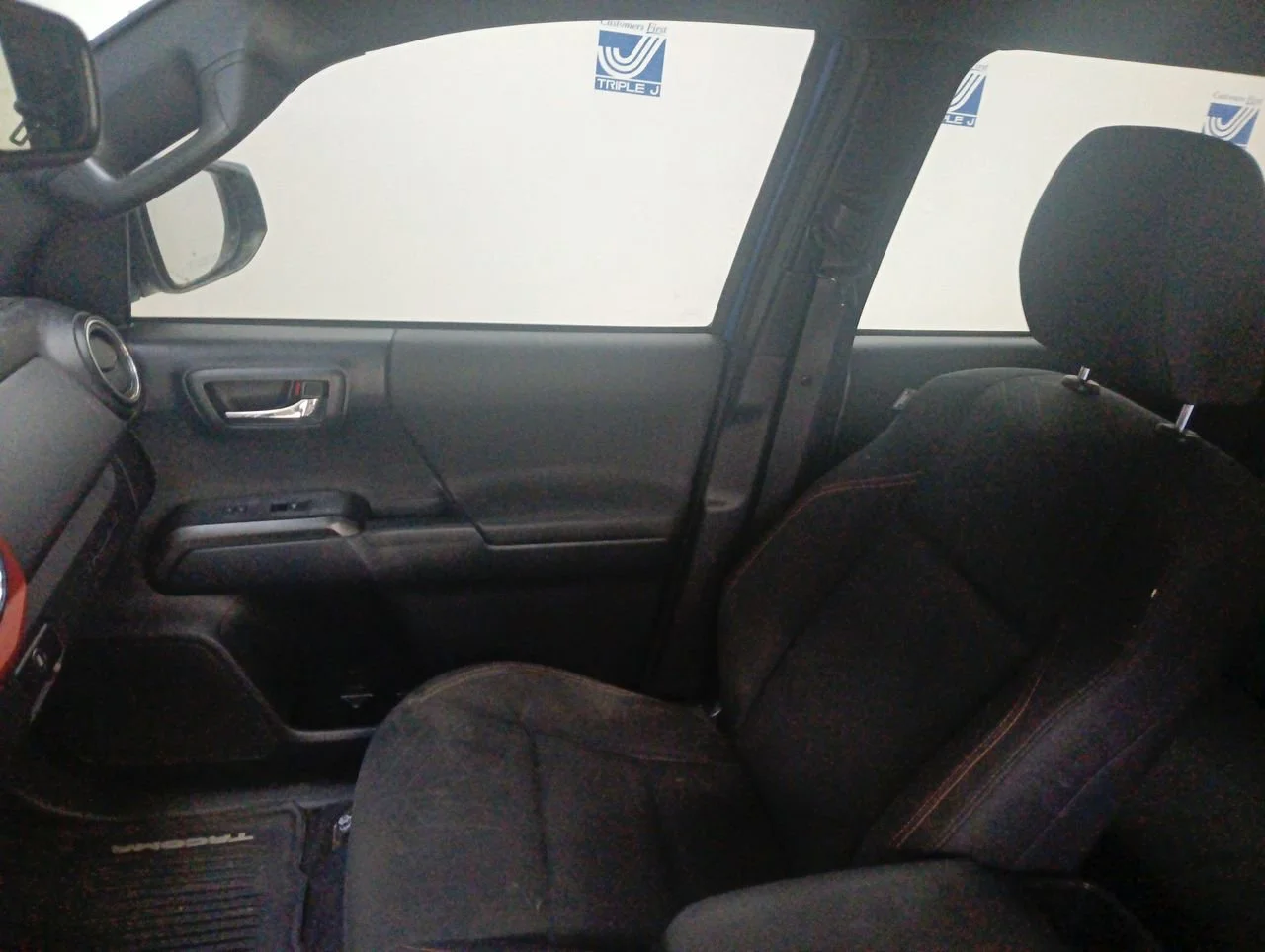 Used 2016 Inferno Toyota SR5 image 28