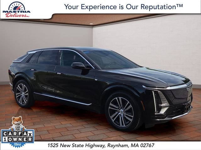 Used 2024 Black Metallic Cadillac Luxury image 1