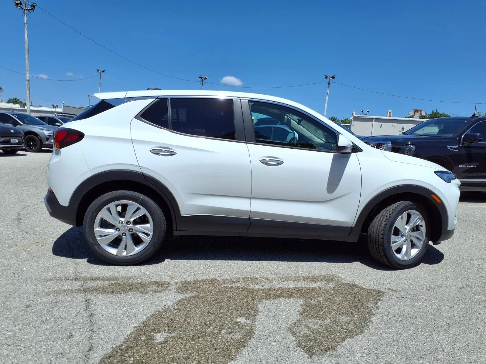 New 2026 Summit White Buick Preferred image 19