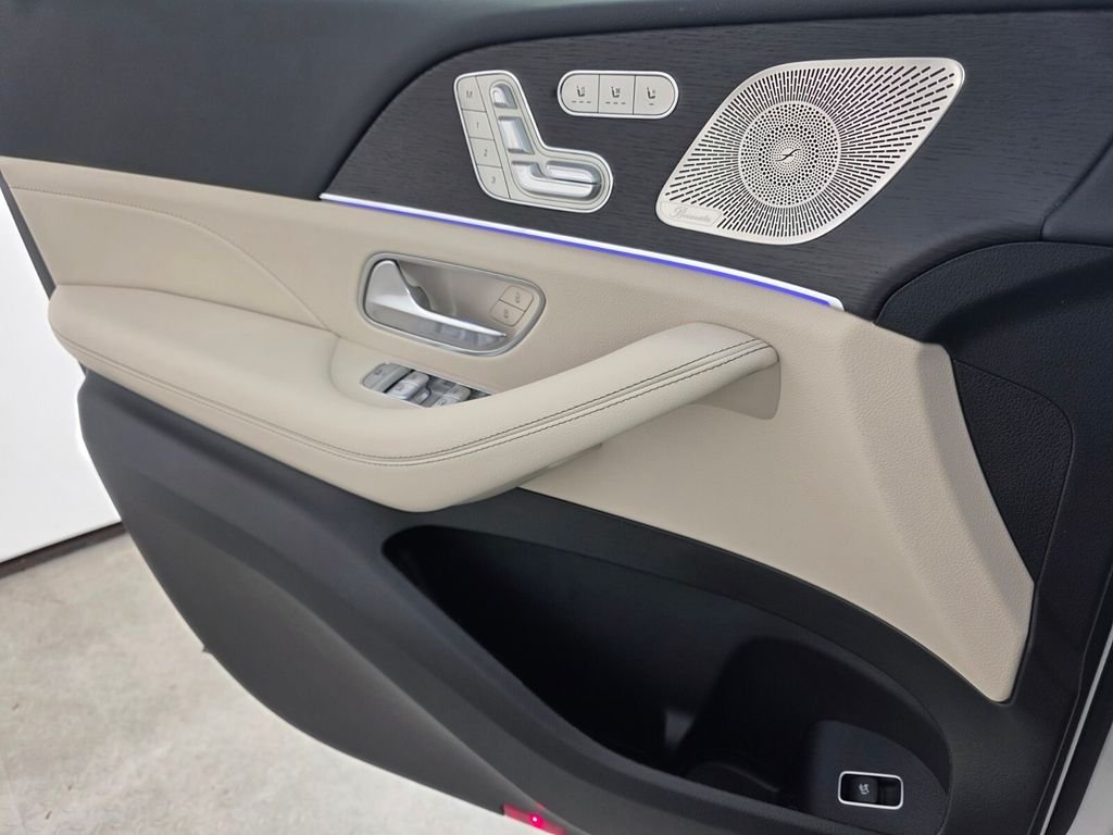 New 2026 Polar White Mercedes-Benz GLE 450 image 16