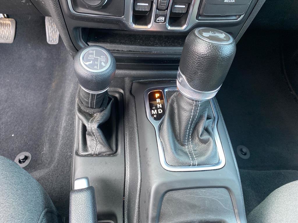 Used 2024 Bright White Clearcoat Jeep Sport S image 12
