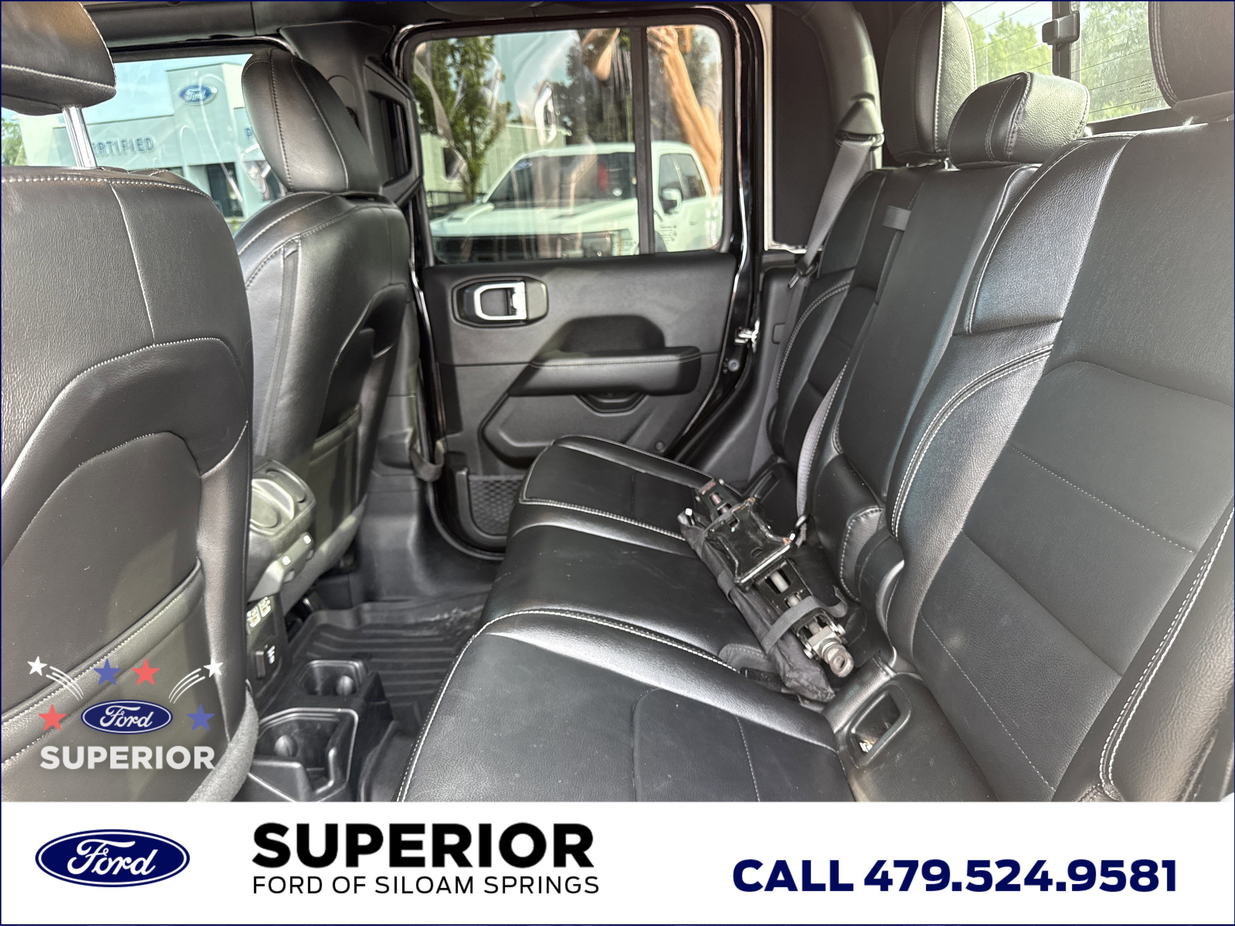 Used 2020 Black Clearcoat Jeep Overland 4WD image 7