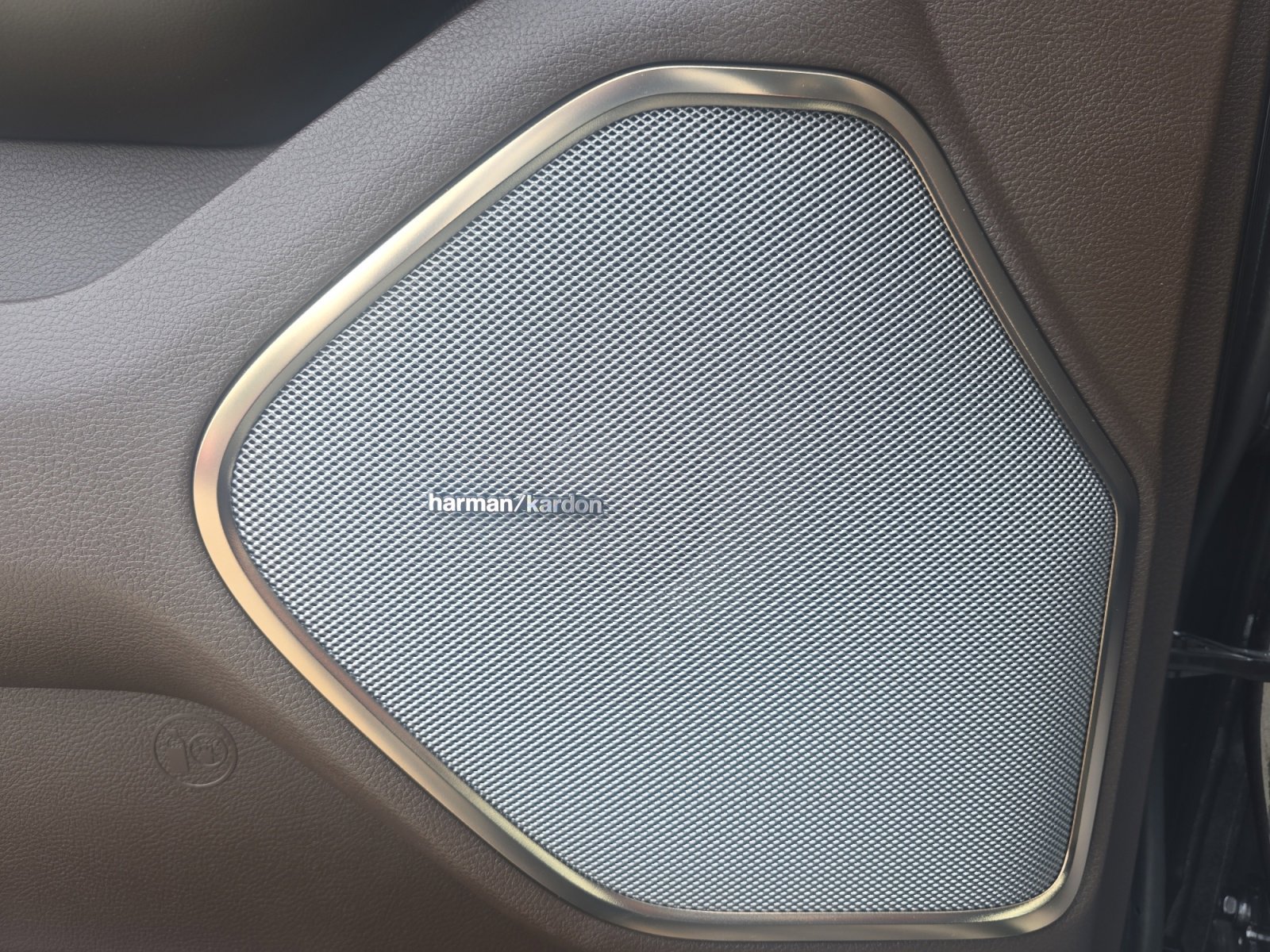New 2026 Granite Crystal Metallic Clearcoat RAM Longhorn image 27