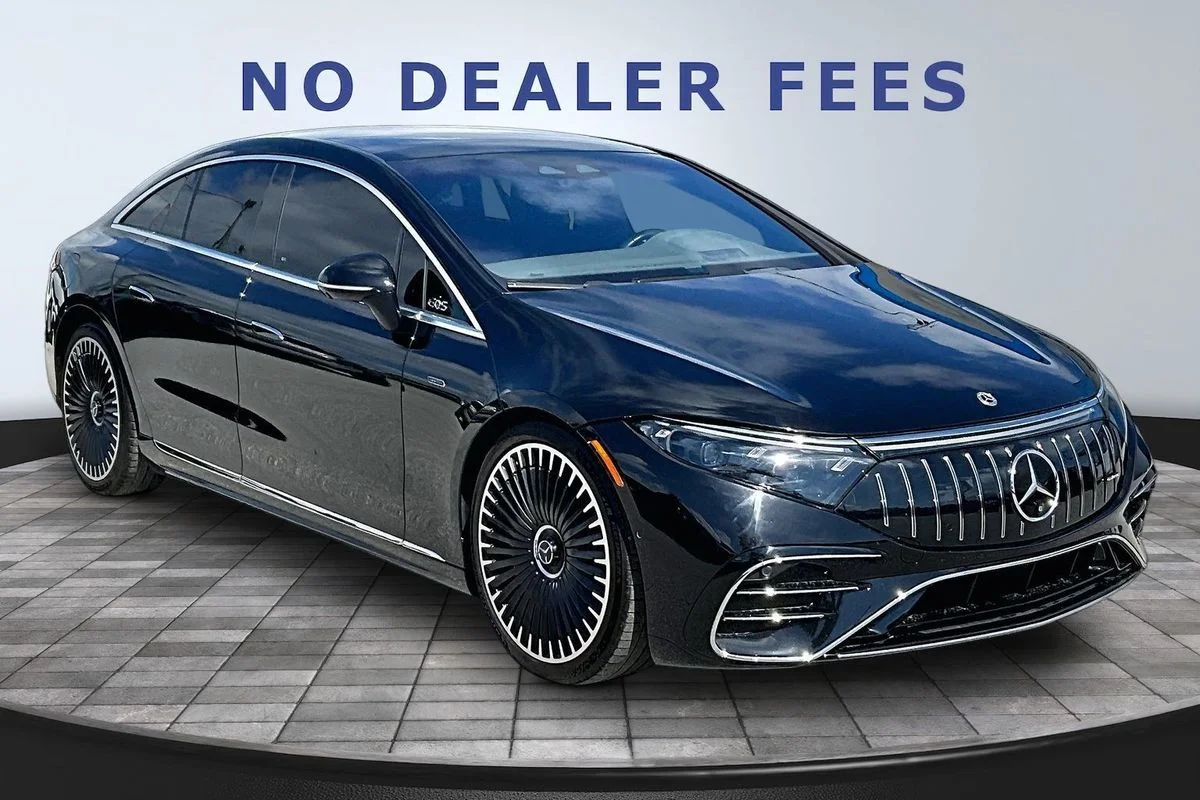 Used 2023  Mercedes-Benz 4MATIC®+ image 3