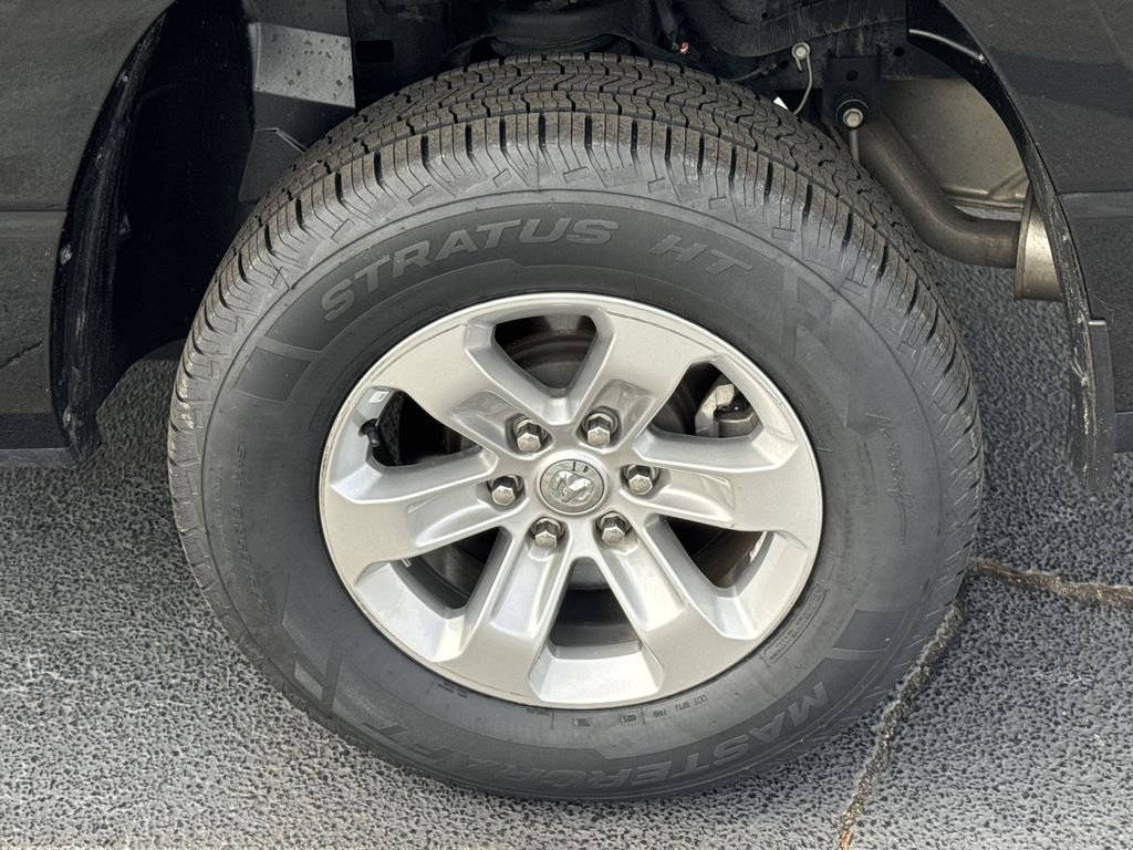 2024 RAM Ram 1500 Pickup Laramie - Photo 19