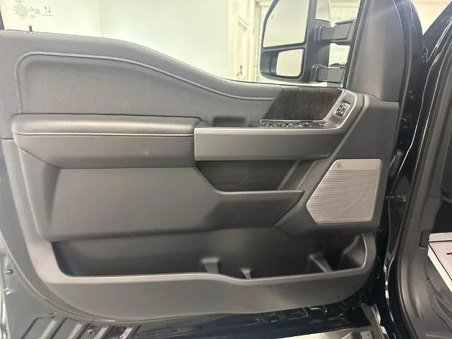 New 2026 Agate Black Metallic Ford F-350® Lariat® image 26