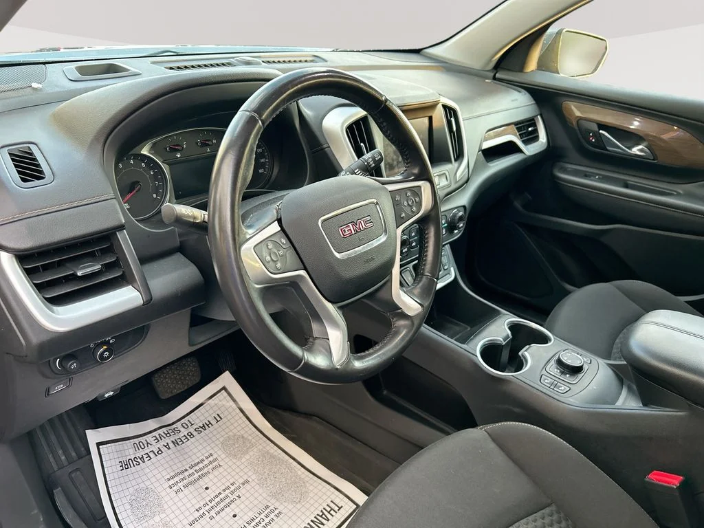 Used 2020 Gray GMC SLE image 14