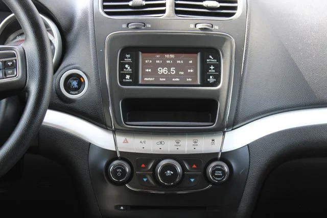 Used 2012 Silver Dodge SXT image 20