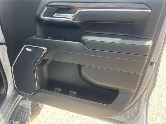 Used 2024 Sterling Metallic GMC SLT image 28