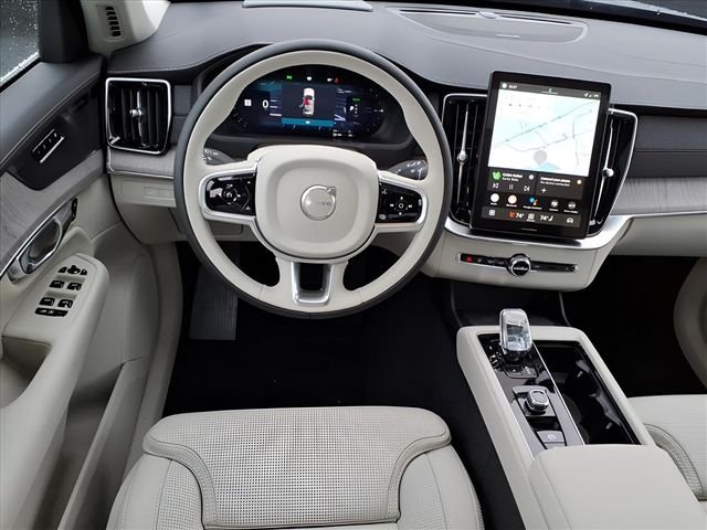 2026 Volvo XC90 Ultra - Photo 13