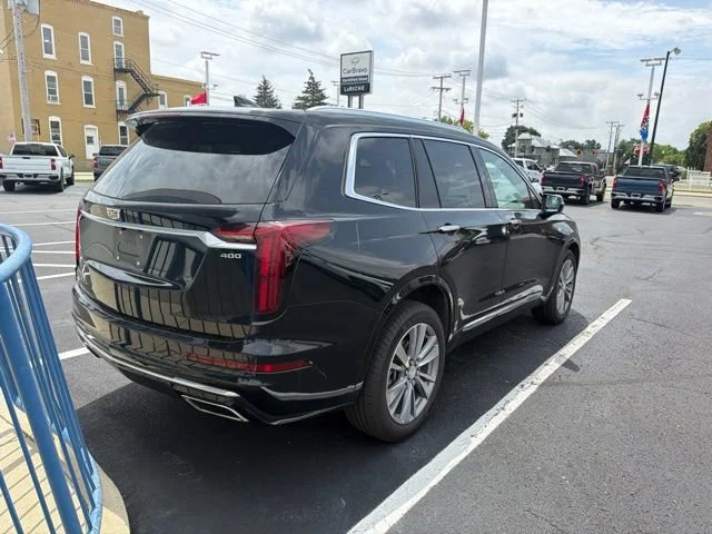 Certified Used 2024 Stellar Black Metallic Cadillac Premium Luxury image 4