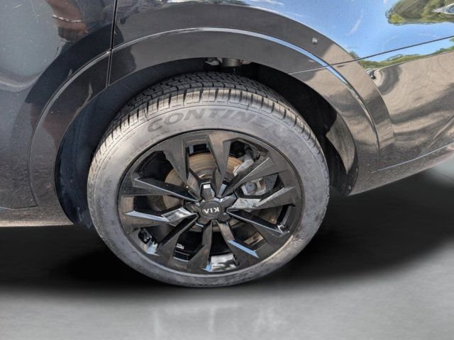 Used 2021 Black Kia SX image 36