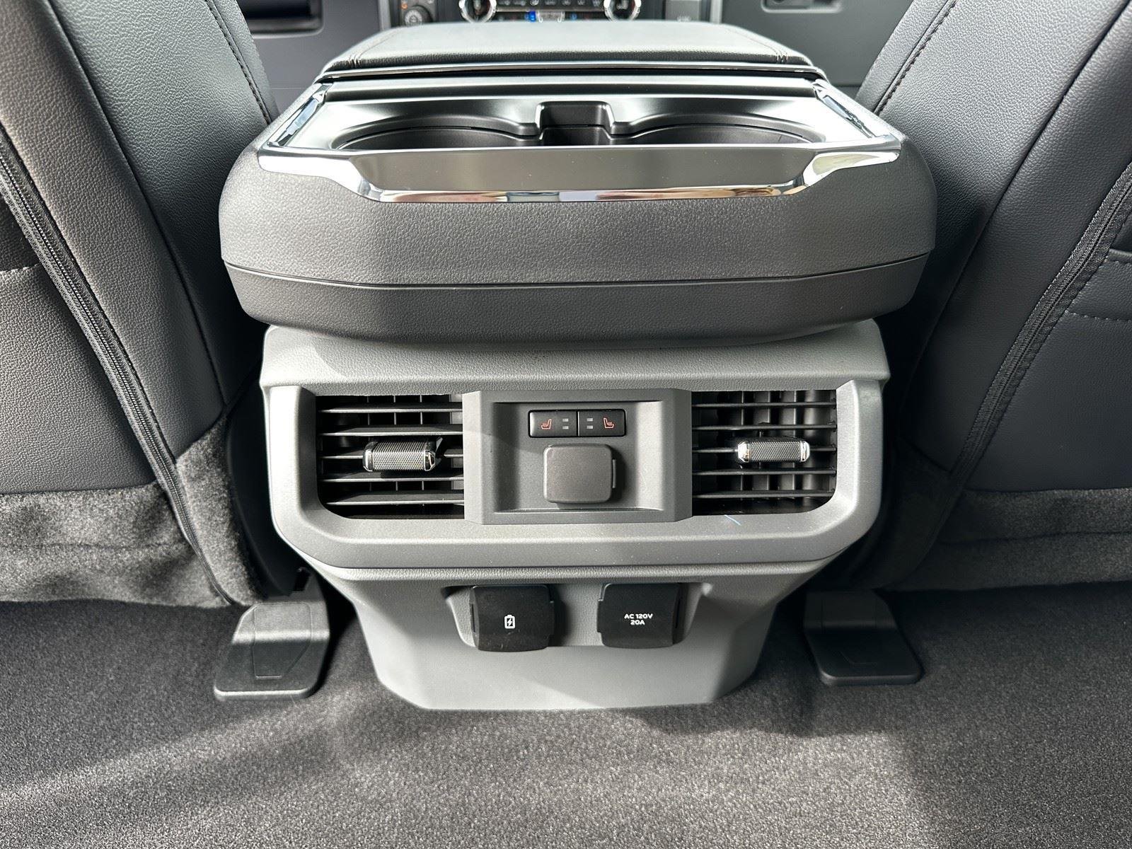 2025 Ford F-150 Lariat - Photo 12