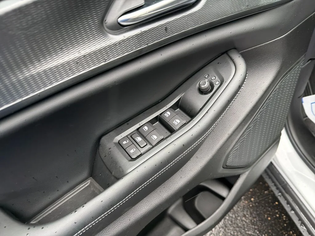 2025 Jeep Grand Cherokee L Altitude - Photo 11