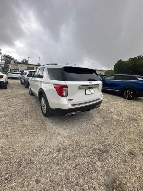 Used 2022 White Ford King Ranch image 4