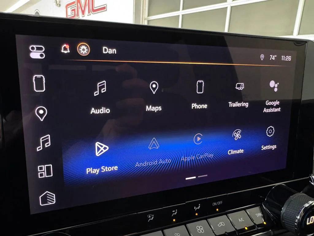 2023 Chevrolet Colorado LT - Photo 19