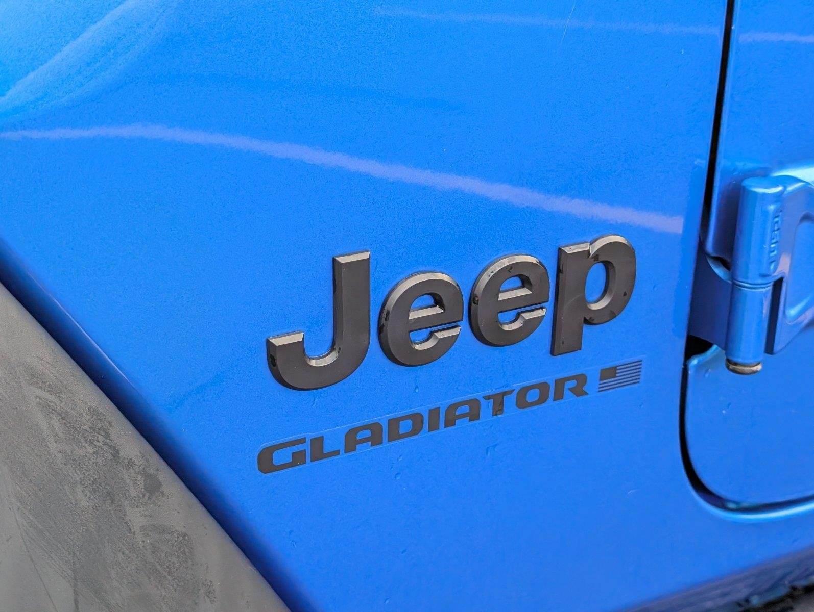 Used 2024 Hydro Blue Pearlcoat Jeep Sport image 10