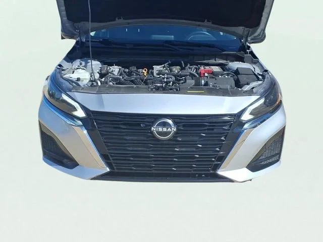 Used 2024  Nissan 2.5 SV image 24