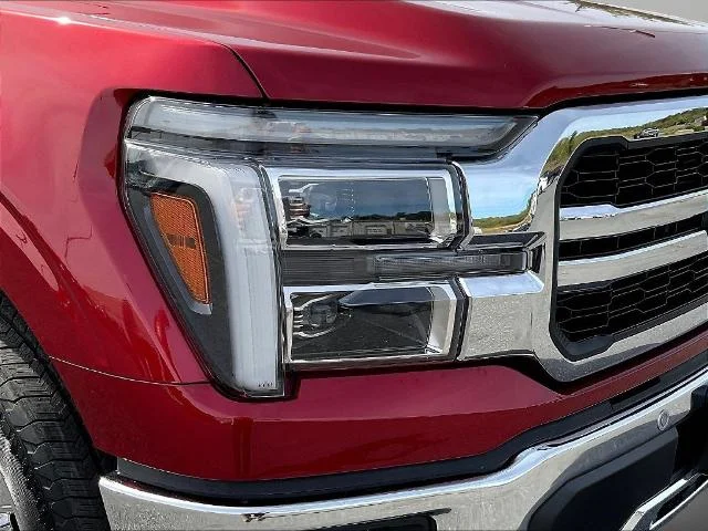 New 2026 Ruby Red Metallic Tinted Clearcoat Ford Lariat® image 79