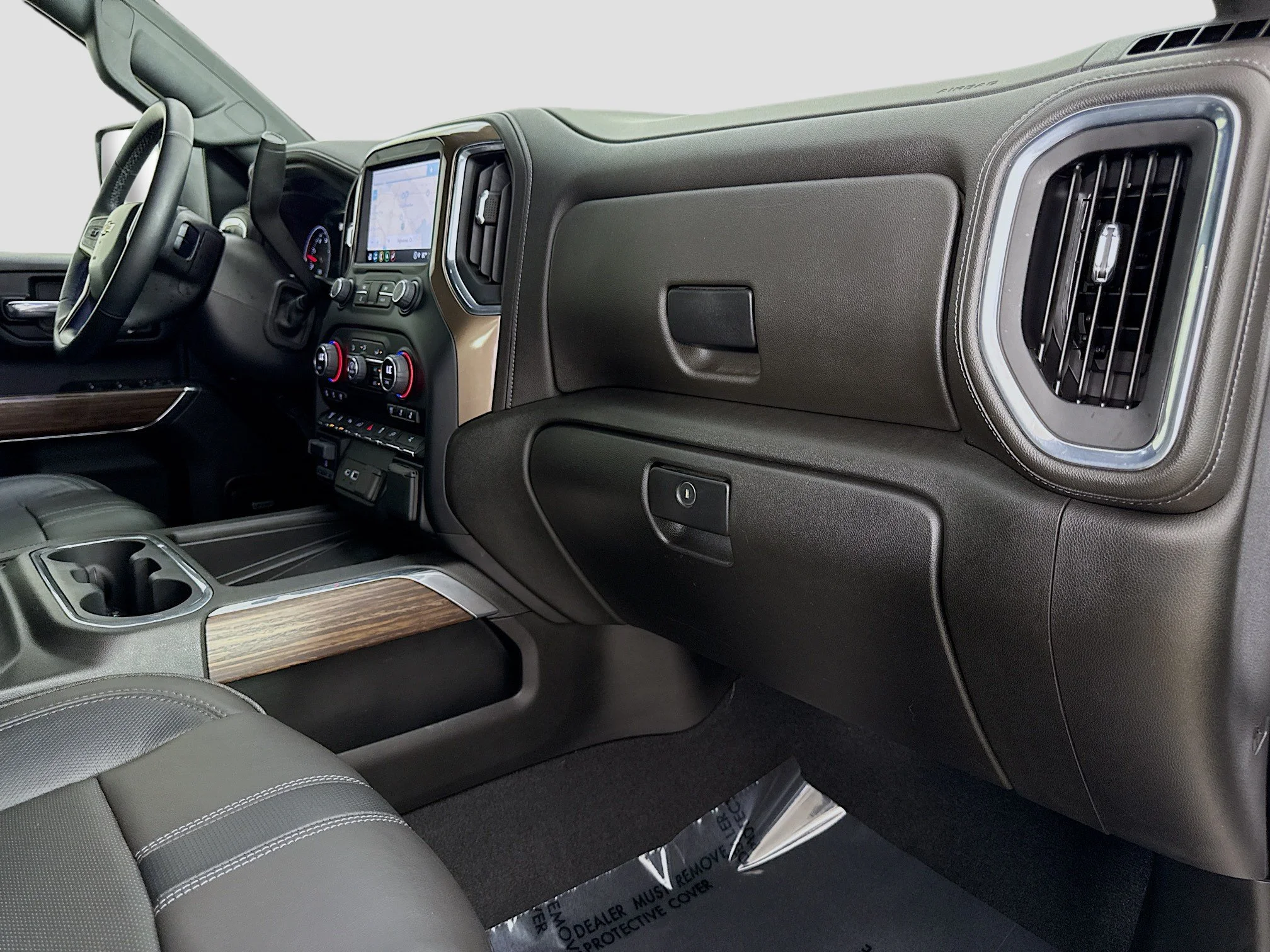 Used 2023 Iridescent Pearl Tricoat Chevrolet High Country image 32