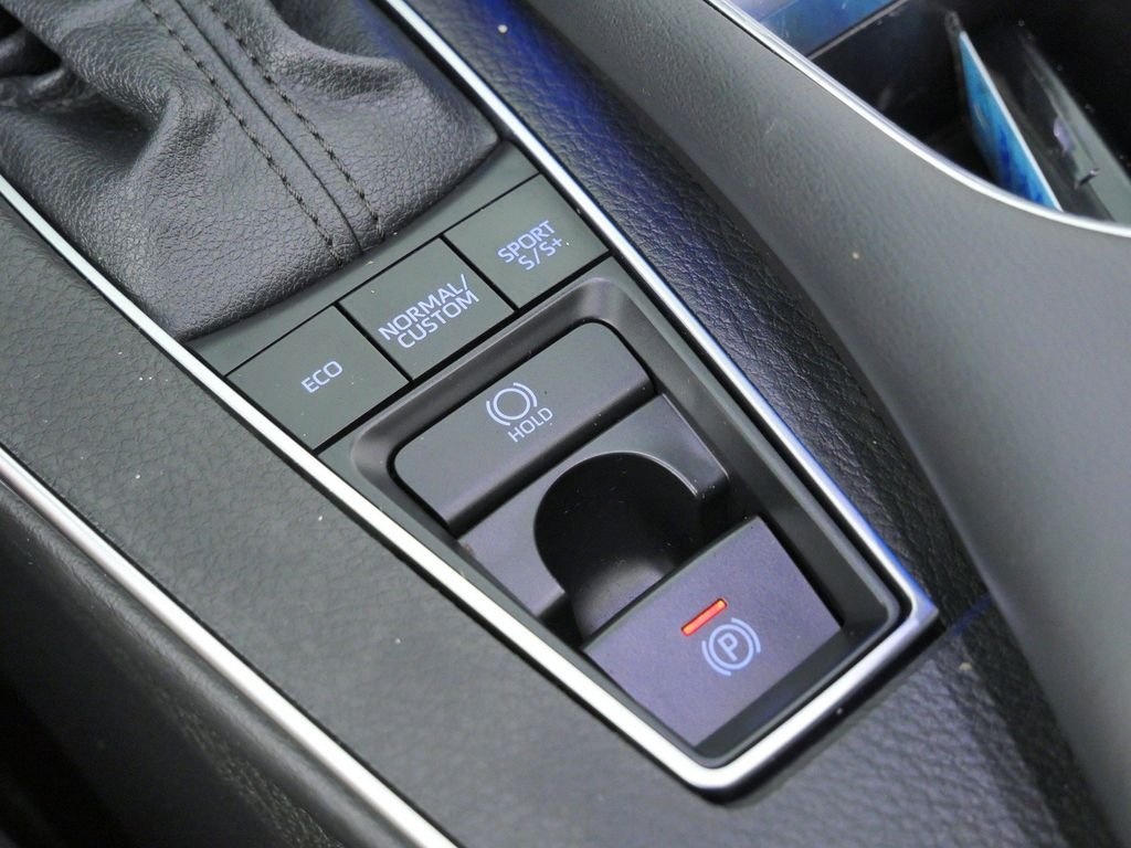 Used 2022 Silver Toyota Touring image 44