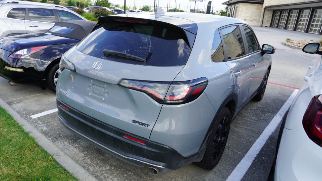 Used 2024 Gray Honda Sport image 5