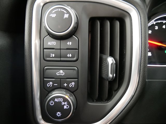 Used 2019 Shadow Gray Metallic Chevrolet Double Cab LT w/ Z71 Off-Road Pkg image 25