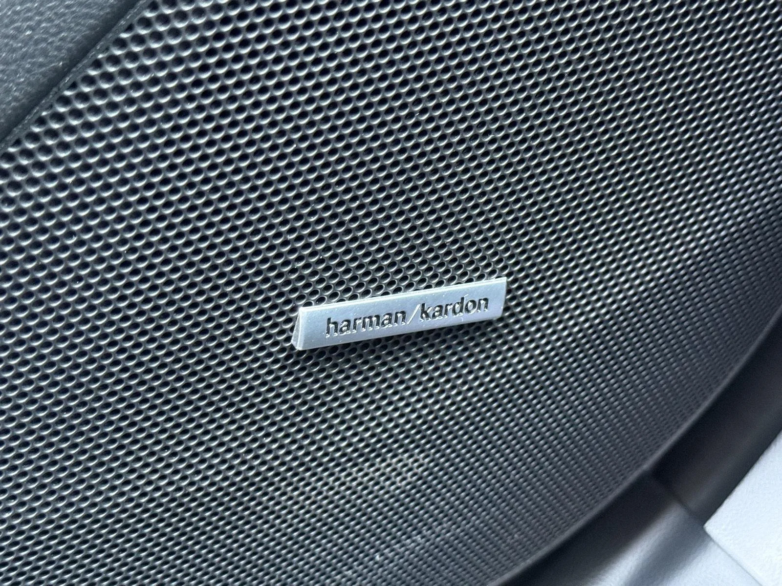 Used 2024 Autumn Green Metallic Subaru Touring image 21