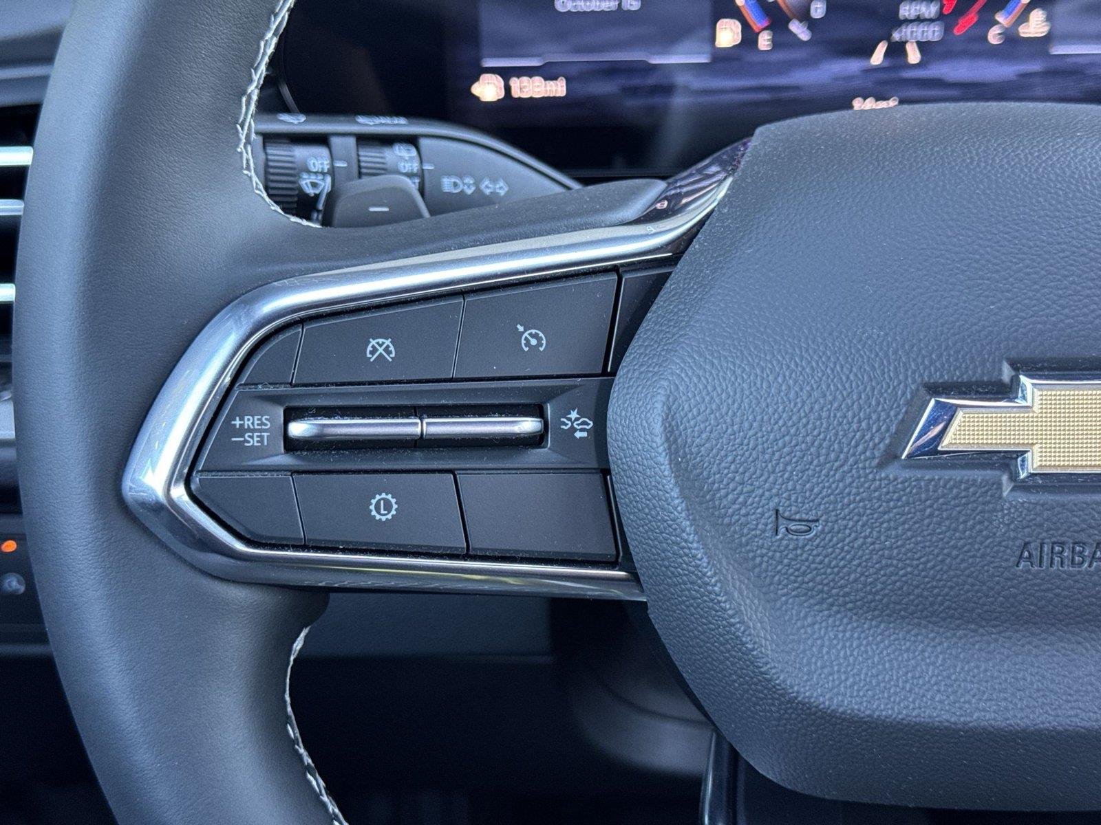 2027 Chevrolet Traverse LT - Photo 18