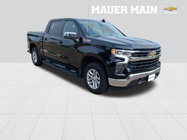 Used 2024 Black Chevrolet LT image 12