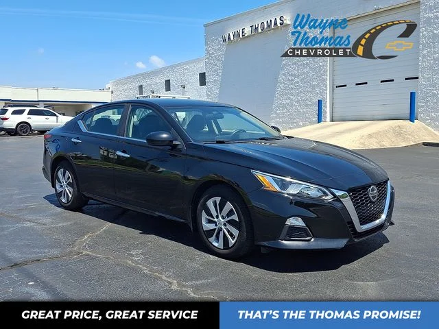 Used 2020 Black Nissan 2.5 S image 1