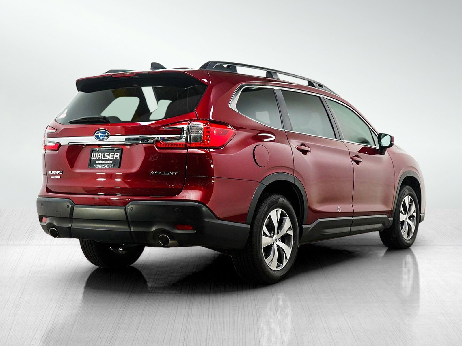 Used 2025 Crimson Red Pearl Subaru Premium image 6