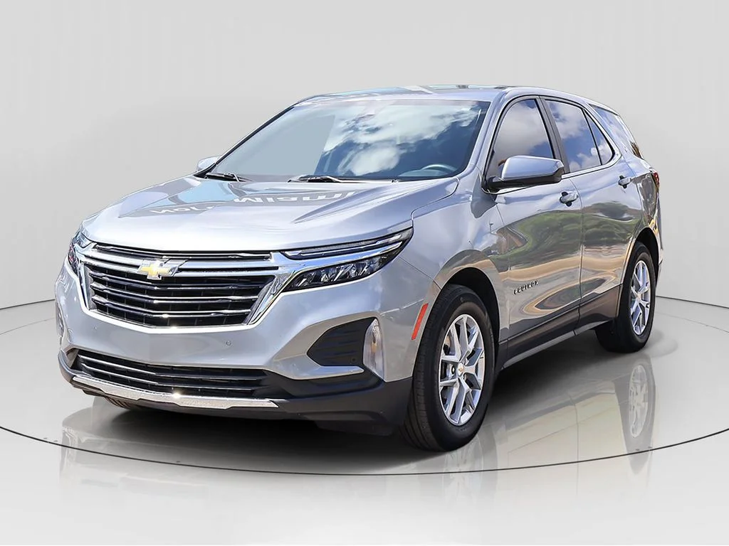 Used 2024 Gray Chevrolet LT image 3