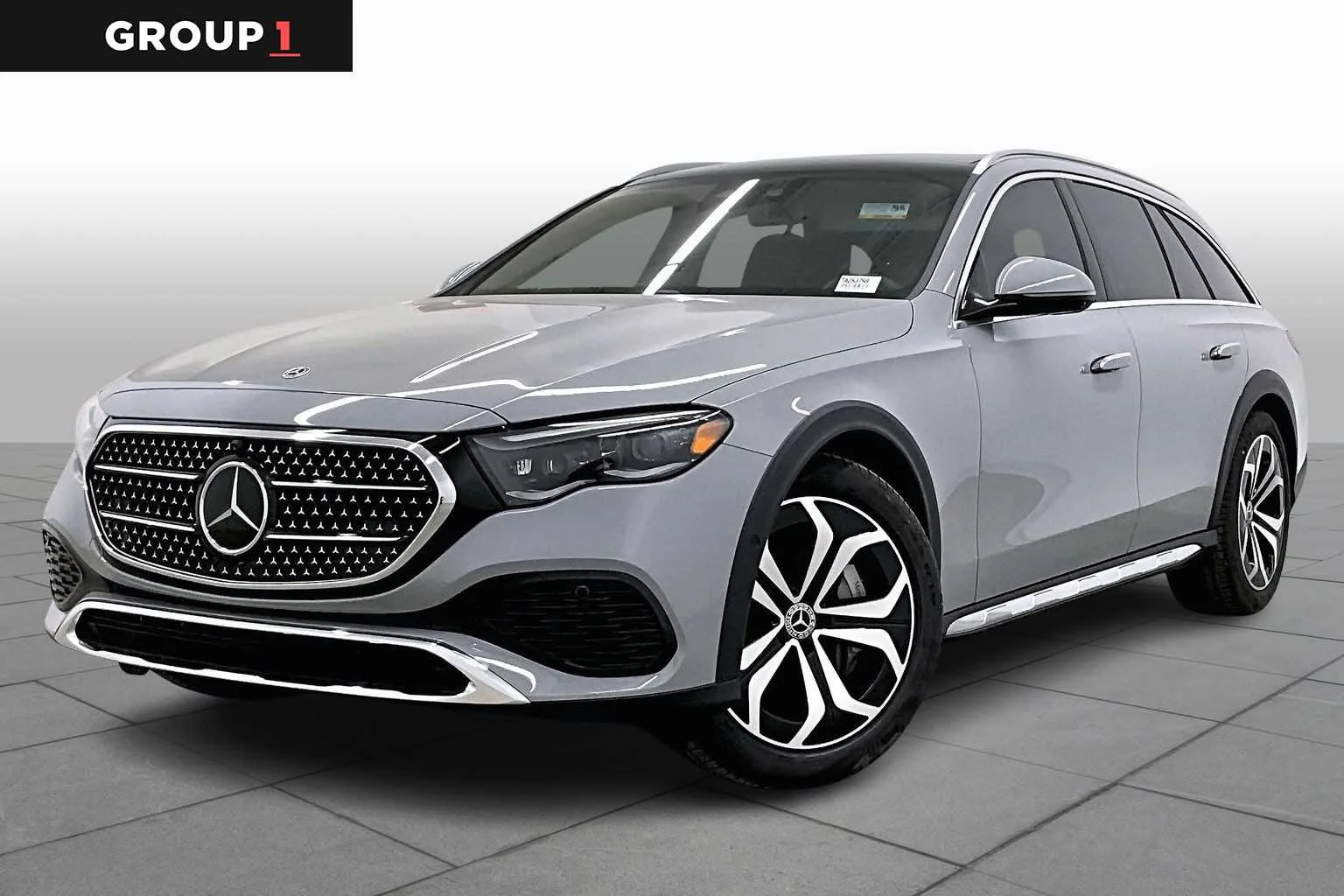 2026 Mercedes-Benz E-Class E450 4MATIC All-Terrain's photo