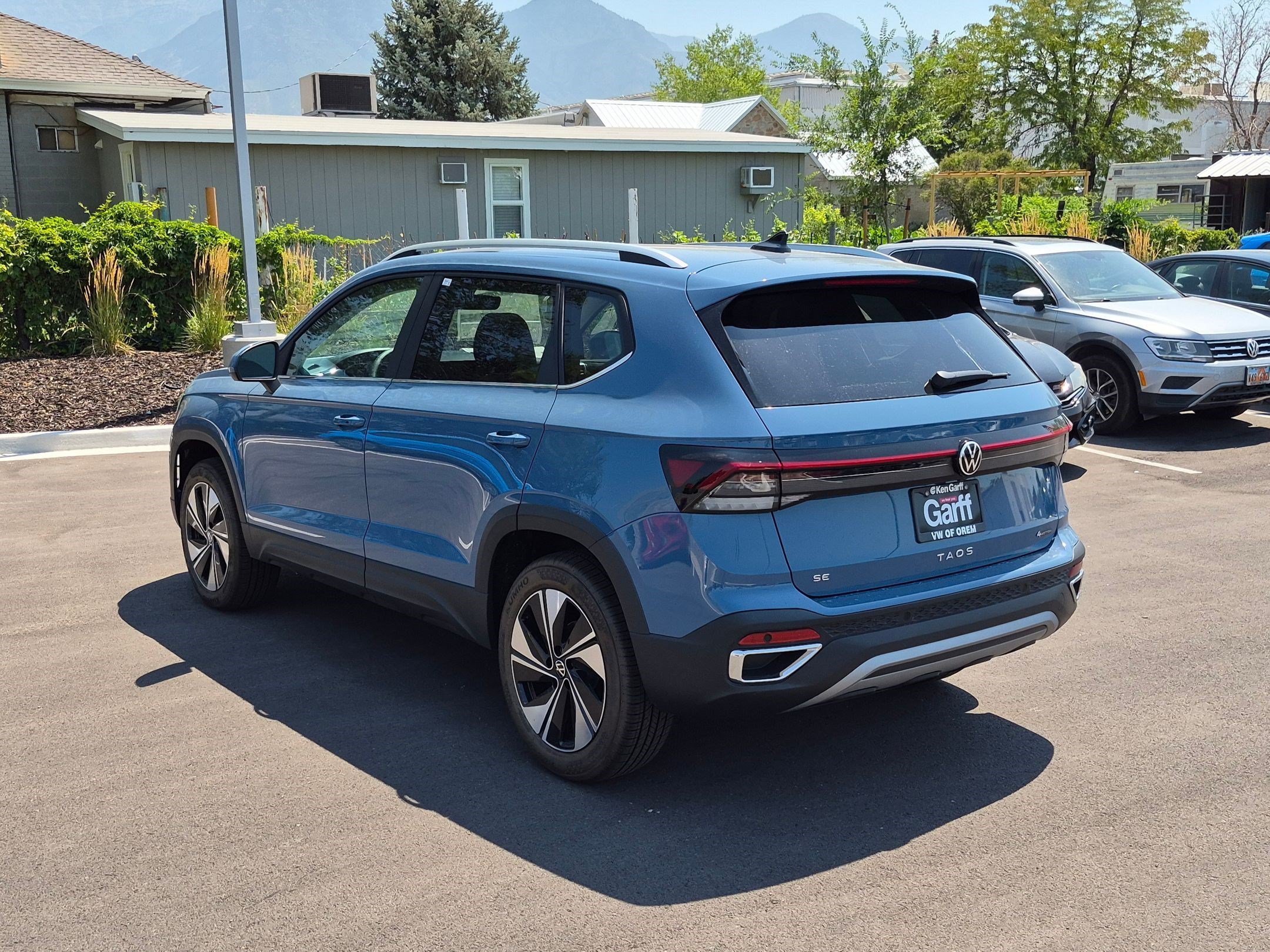 New 2026 Monterey Blue Pearl Volkswagen SE image 5