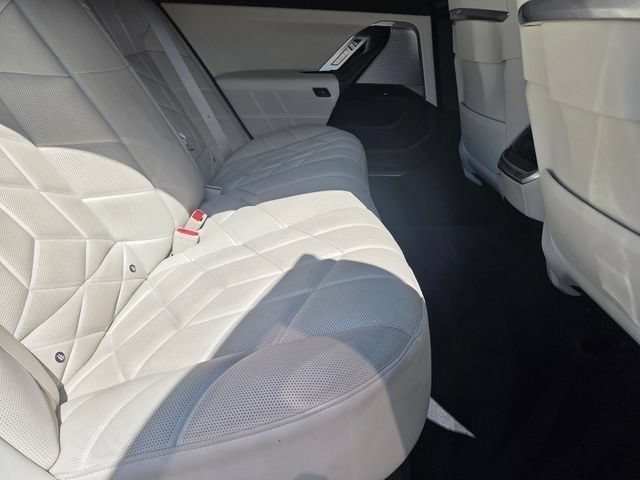 2025 BMW 7 Series 760i - Photo 30