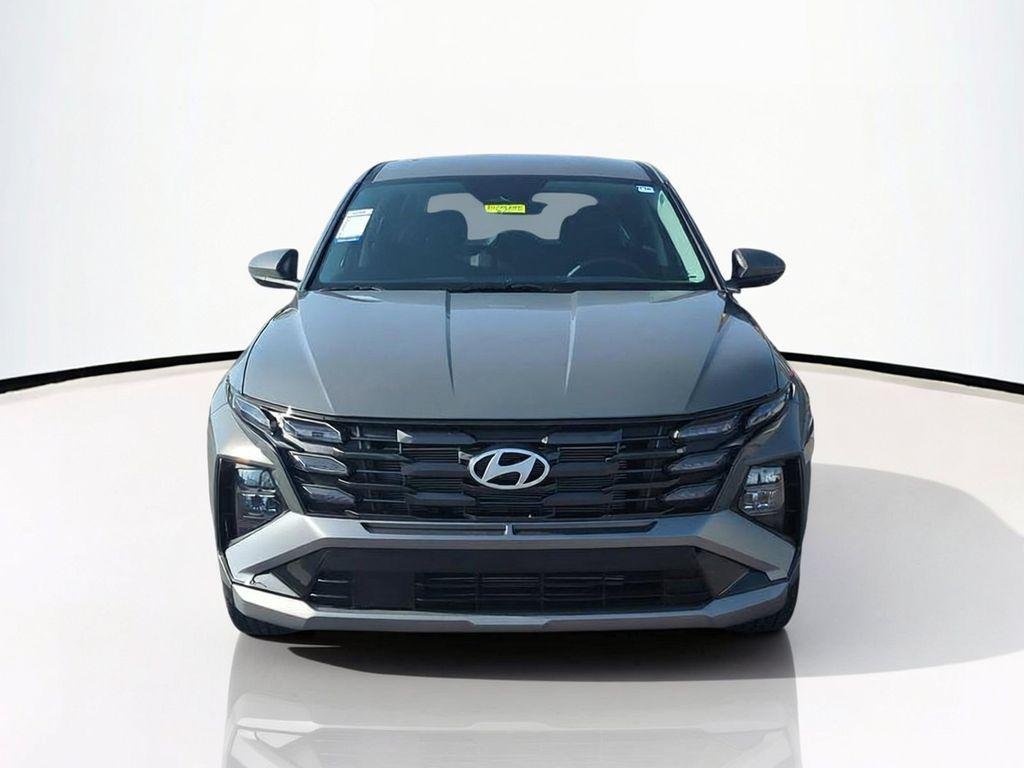 New 2026 Gray Hyundai SE FWD image 3