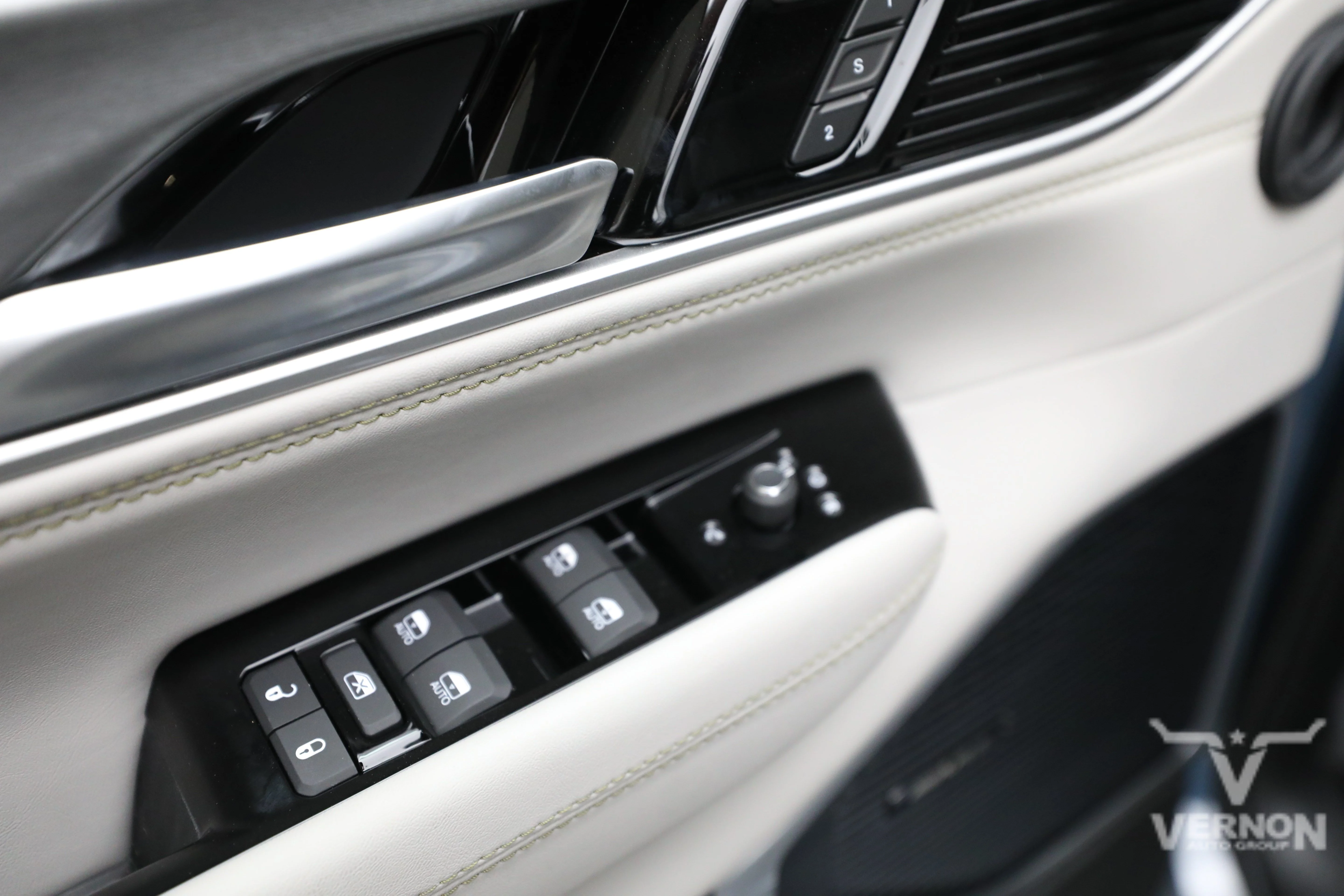 New 2026 Jeep Grand Wagoneer Base 4x4