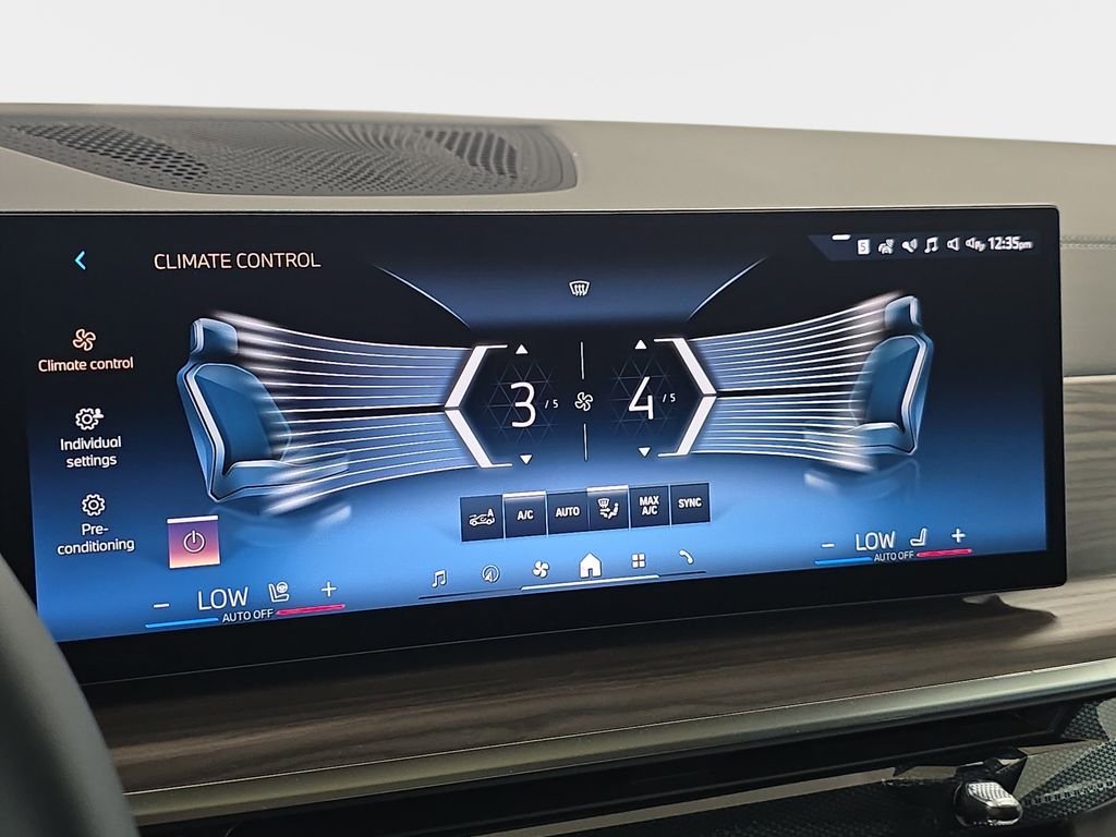 New 2026 Black Sapphire Metallic BMW xDrive40i image 18