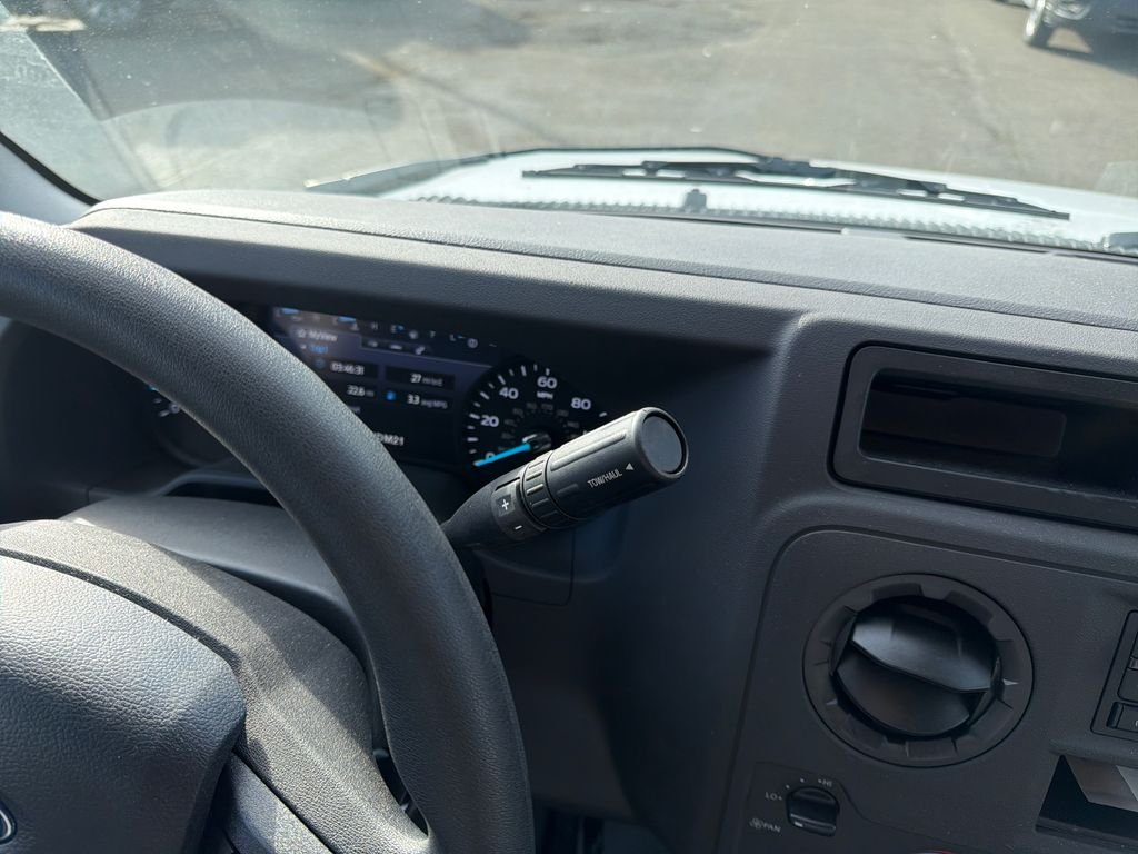 New 2026 Oxford White Ford Base image 23
