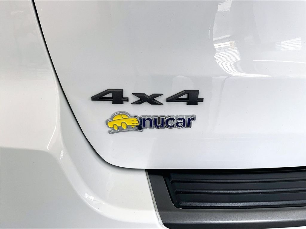 Used 2021 Bright White Clearcoat Jeep Limited image 27
