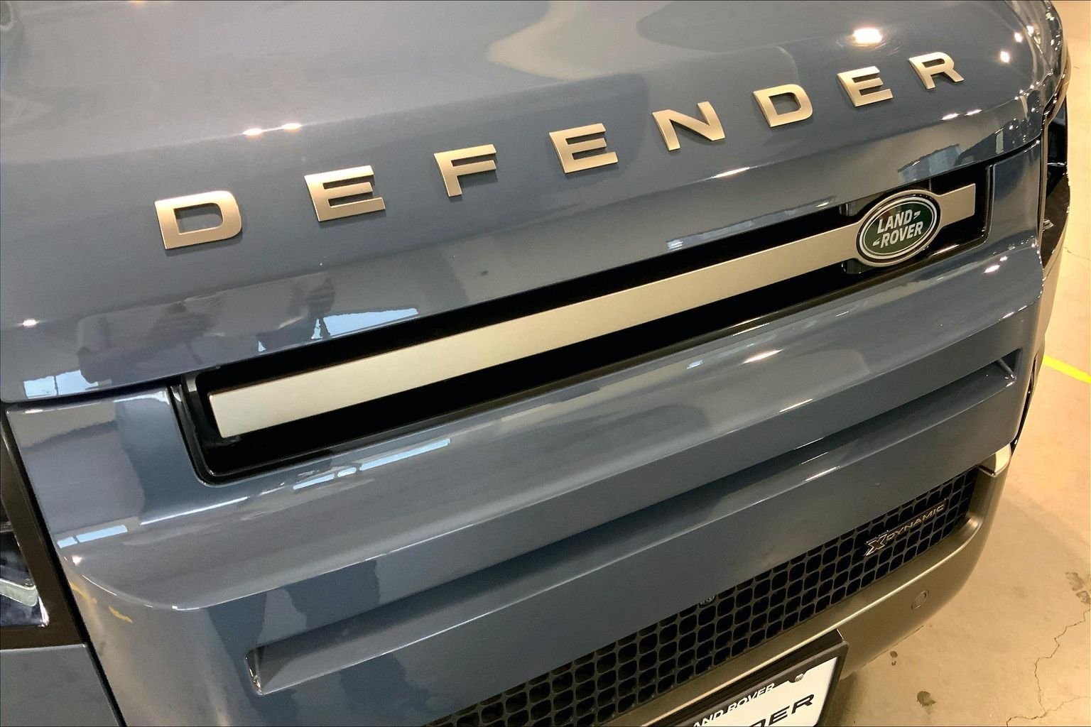 Used 2023 Tasman Blue Metallic Land Rover X-Dynamic SE image 30