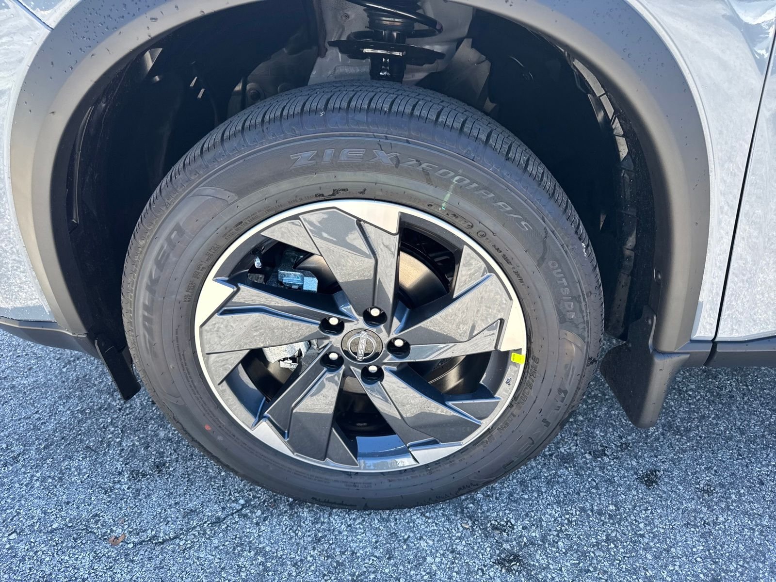 New 2026 Nissan Rogue SV 4D Sport Utility