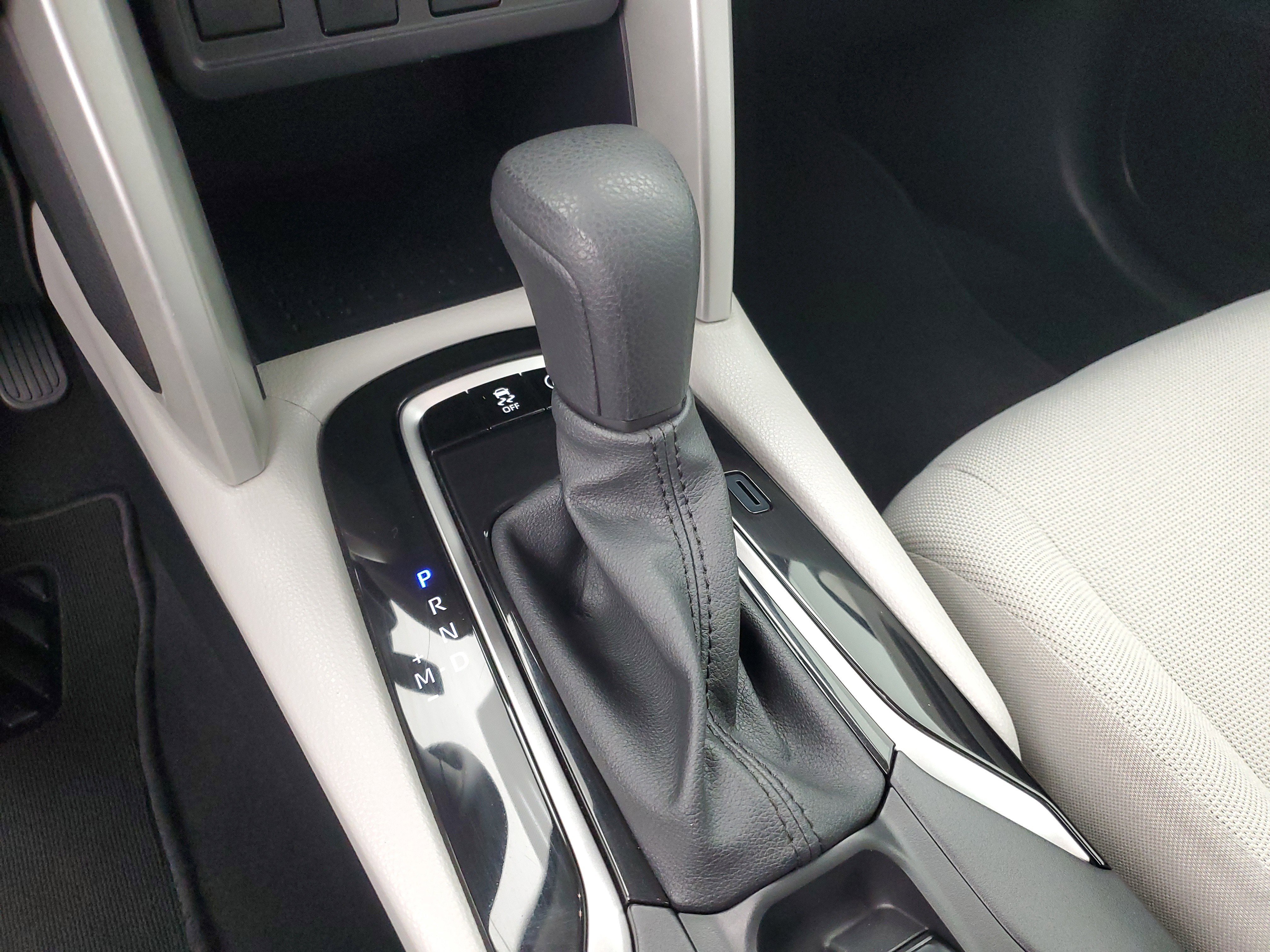 Used 2025 Jet Black Toyota L image 29