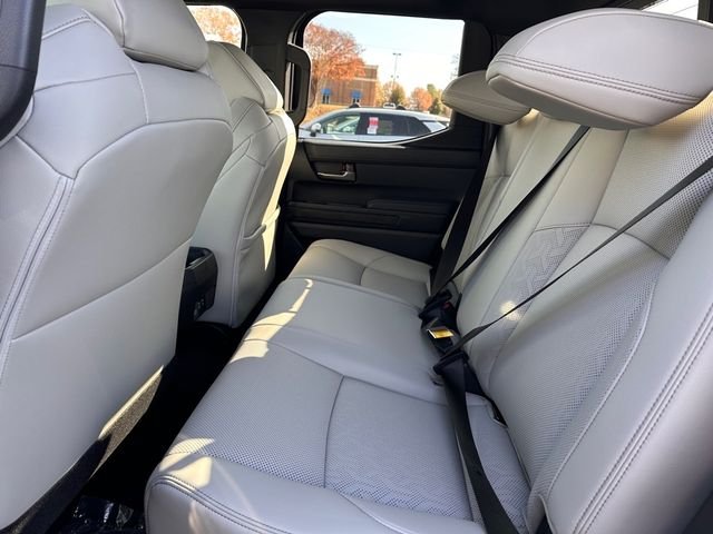 2025 Toyota Tacoma Limited - Photo 7