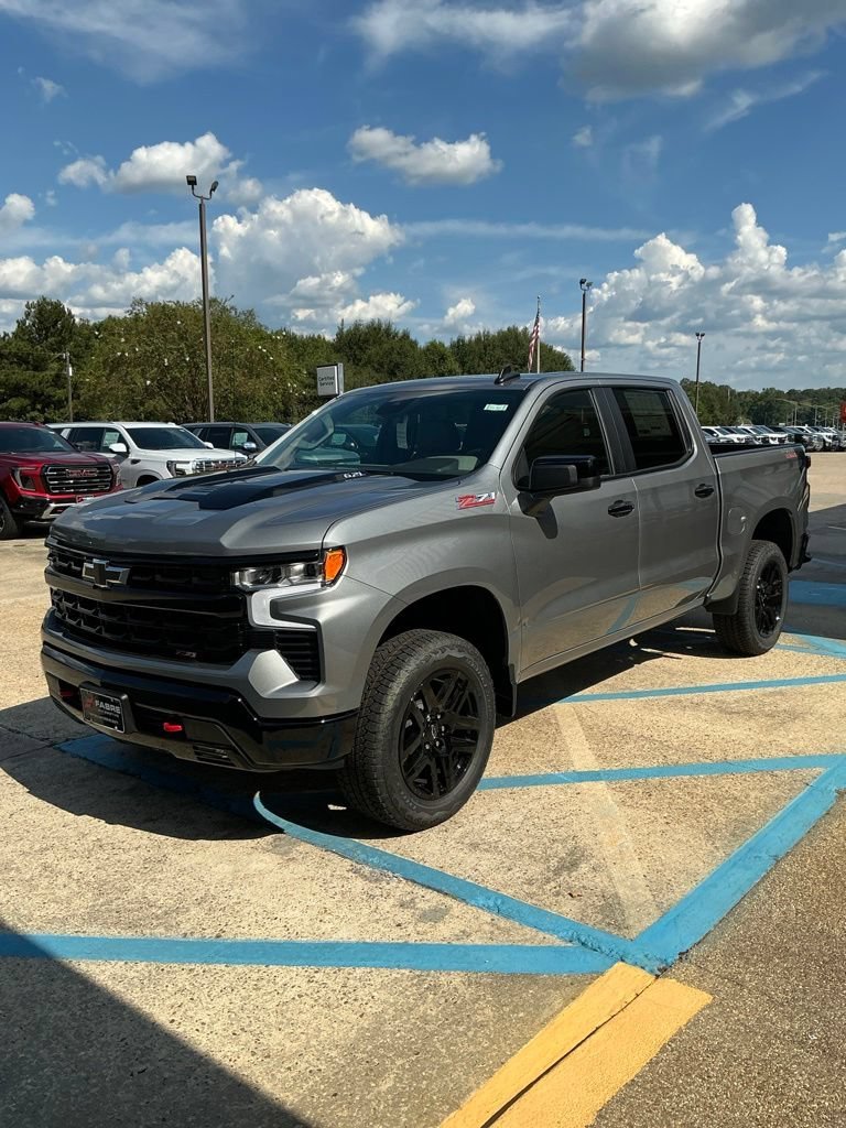 2026 Chevrolet Silverado 1500 LT Trail Boss - Photo 4