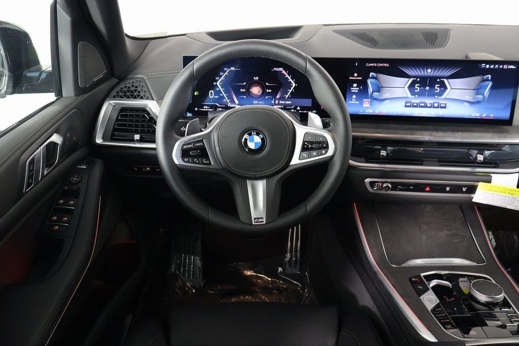 New 2026 Manhattan Green Metallic BMW xDrive40i image 3