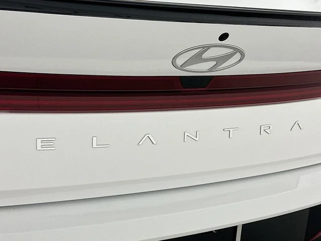 New 2026 Hyundai ELANTRA SEL Sport
