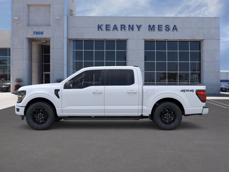 New 2026 Oxford White Ford XLT image 3